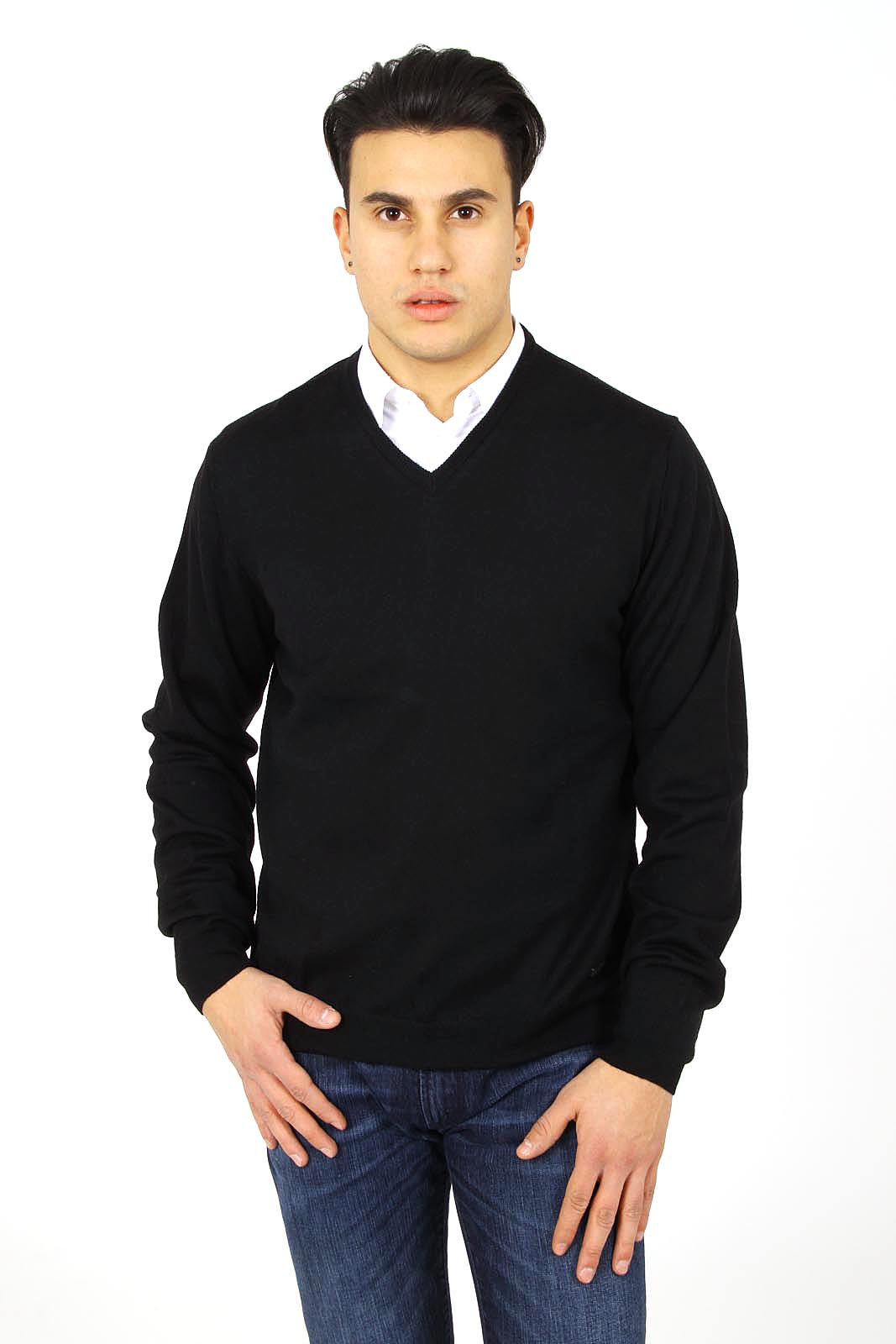 Armani Collezioni mens sweater V neck PCM19M PC01M 999