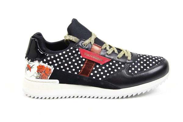 Dolce & Gabbana ladies sneakers Nigeria C00325 A8568 8T947