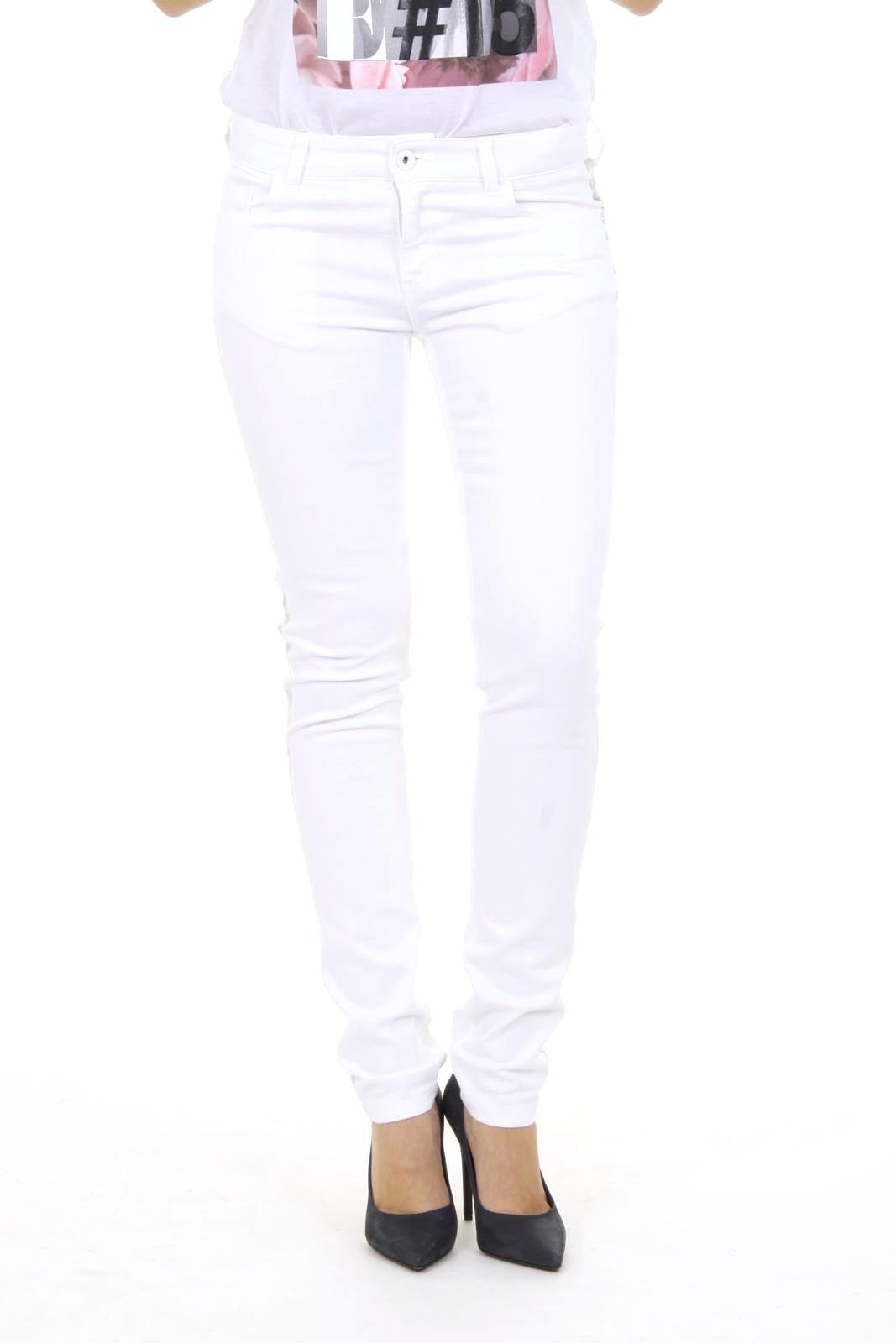 Emporio Armani ladies jeans AGJ01 DW 10