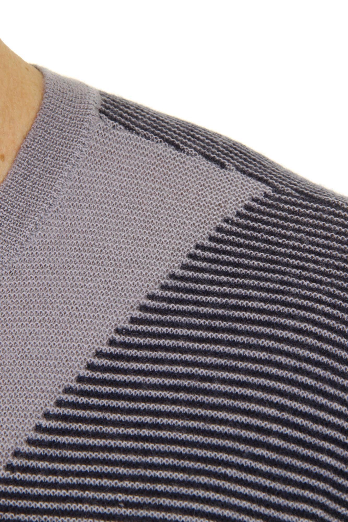 Giorgio Armani mens cashmere sweater round neck SSM27M SS35M 611