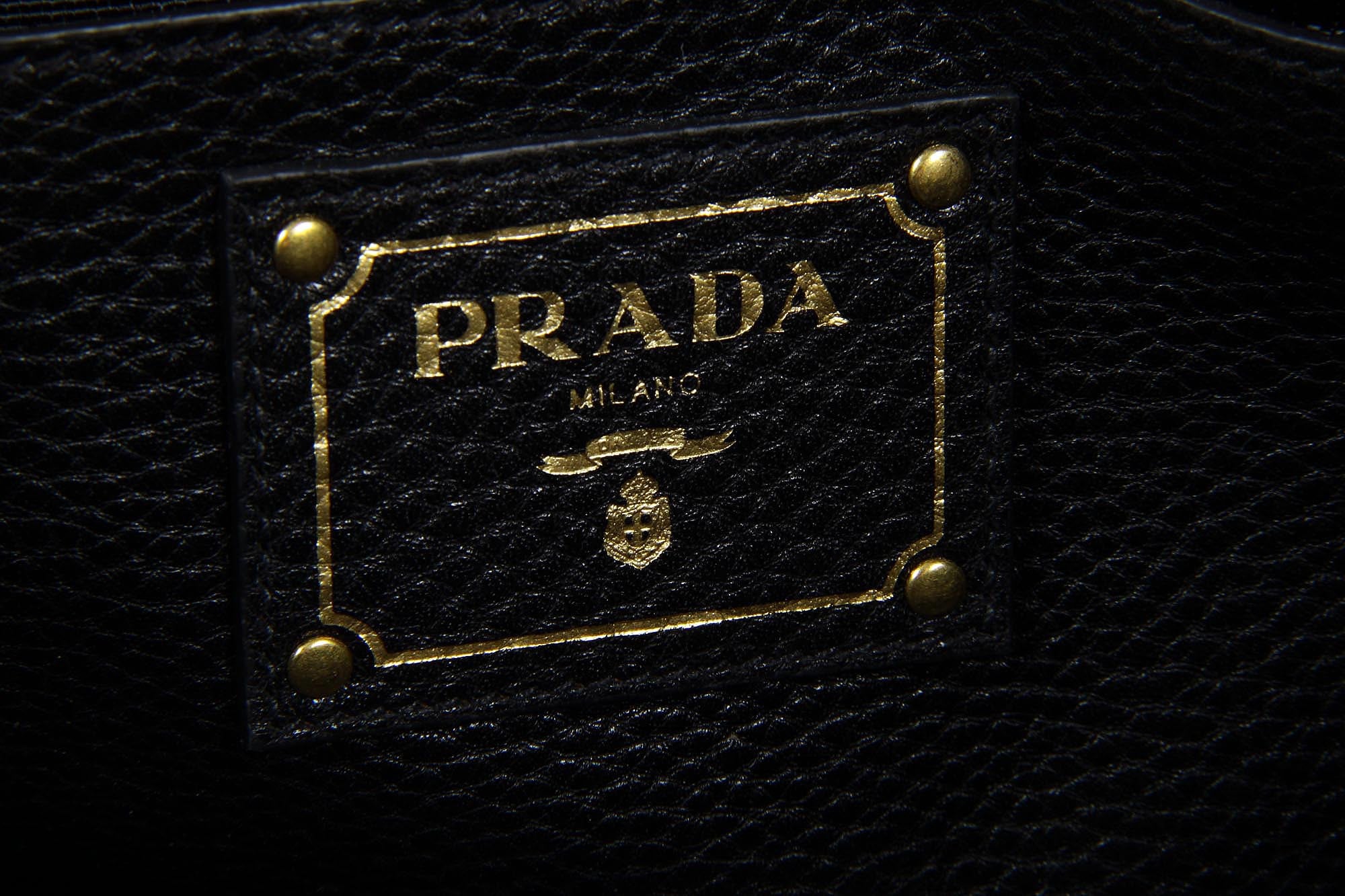 Prada shopping tote handbag BN2794 Nero Vitello Daino